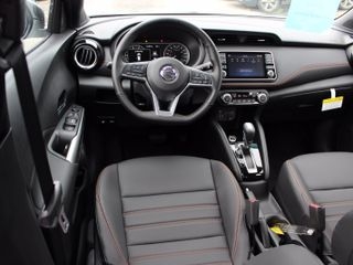 2020 Nissan Kicks