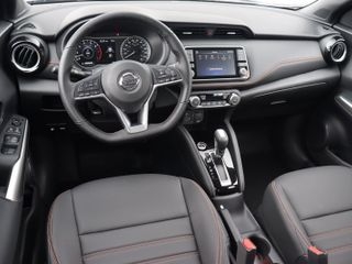 2020 Nissan Kicks