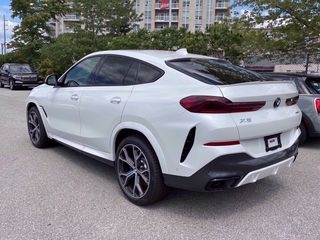 2021 BMW X6