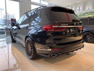 2021 BMW X7