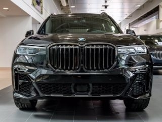 2021 BMW X7