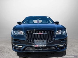 2021 Chrysler 300