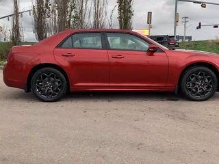 2021 Chrysler 300