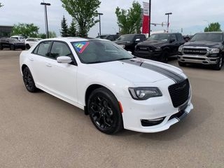 2021 Chrysler 300