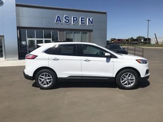 2021 Ford Edge