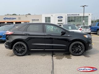 2021 Ford Edge