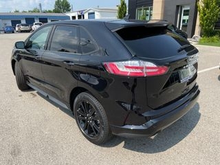 2021 Ford Edge