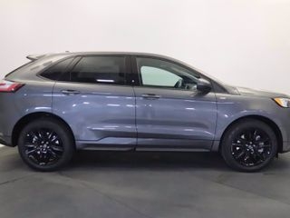 2021 Ford Edge