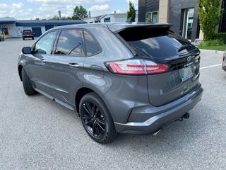 2021 Ford Edge