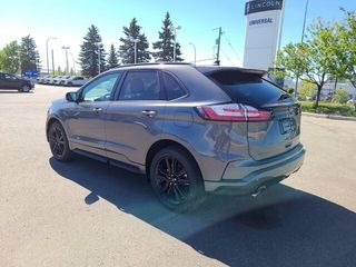 2021 Ford Edge