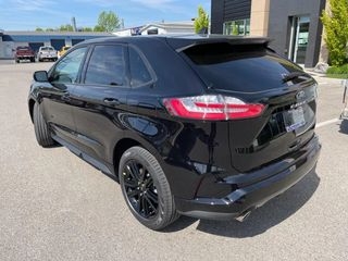 2021 Ford Edge
