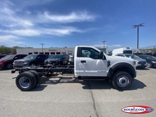 2021 Ford F-600