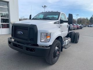 2021 Ford F-750