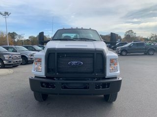 2021 Ford F-750