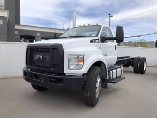 2021 Ford F-750