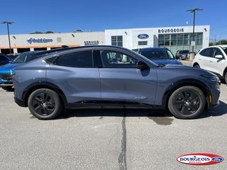 2021 Ford Mustang Mach-E