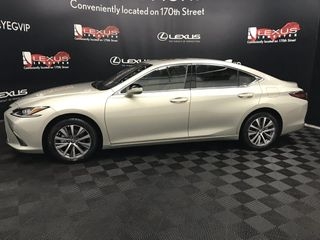 2021 Lexus ES