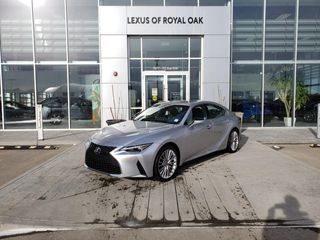 2021 Lexus IS