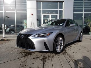 2021 Lexus IS