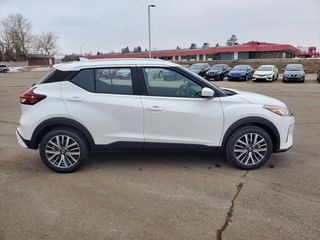 2021 Nissan Kicks