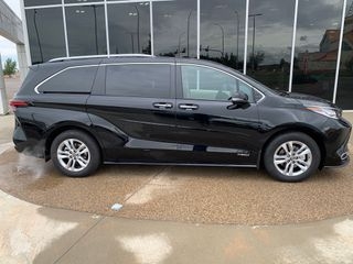 2021 Toyota Sienna