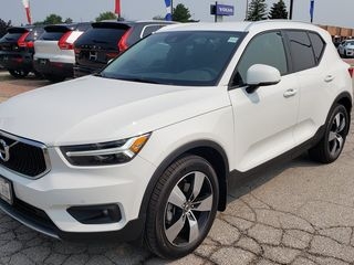2021 Volvo XC40