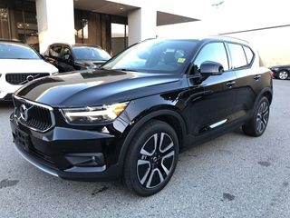 2021 Volvo XC40