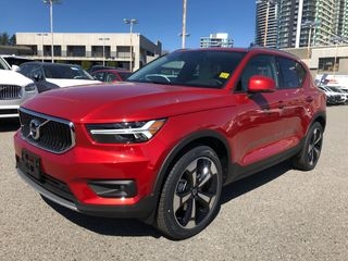2021 Volvo XC40