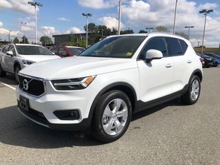 2021 Volvo XC40