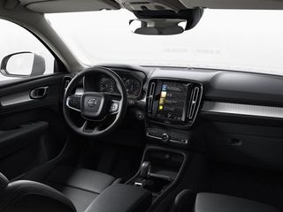 2021 Volvo XC40