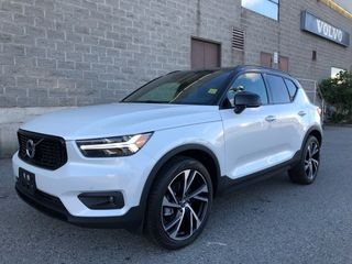 2021 Volvo XC40