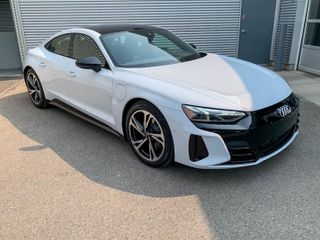 2022 Audi e-tron
