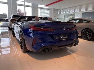 2022 BMW M8