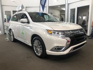 2022 Mitsubishi Outlander PHEV