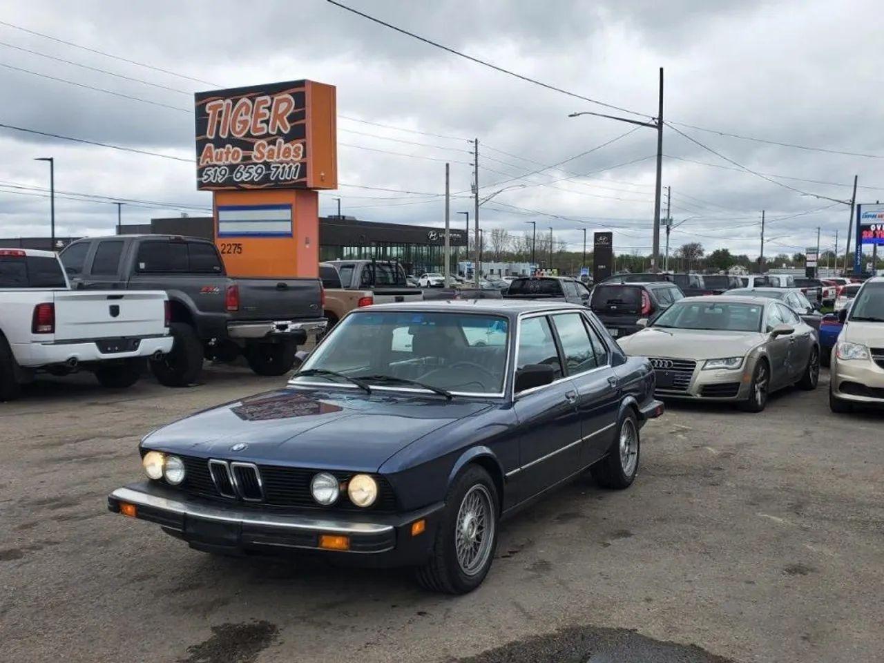 1985 BMW 5-Series 318i-0