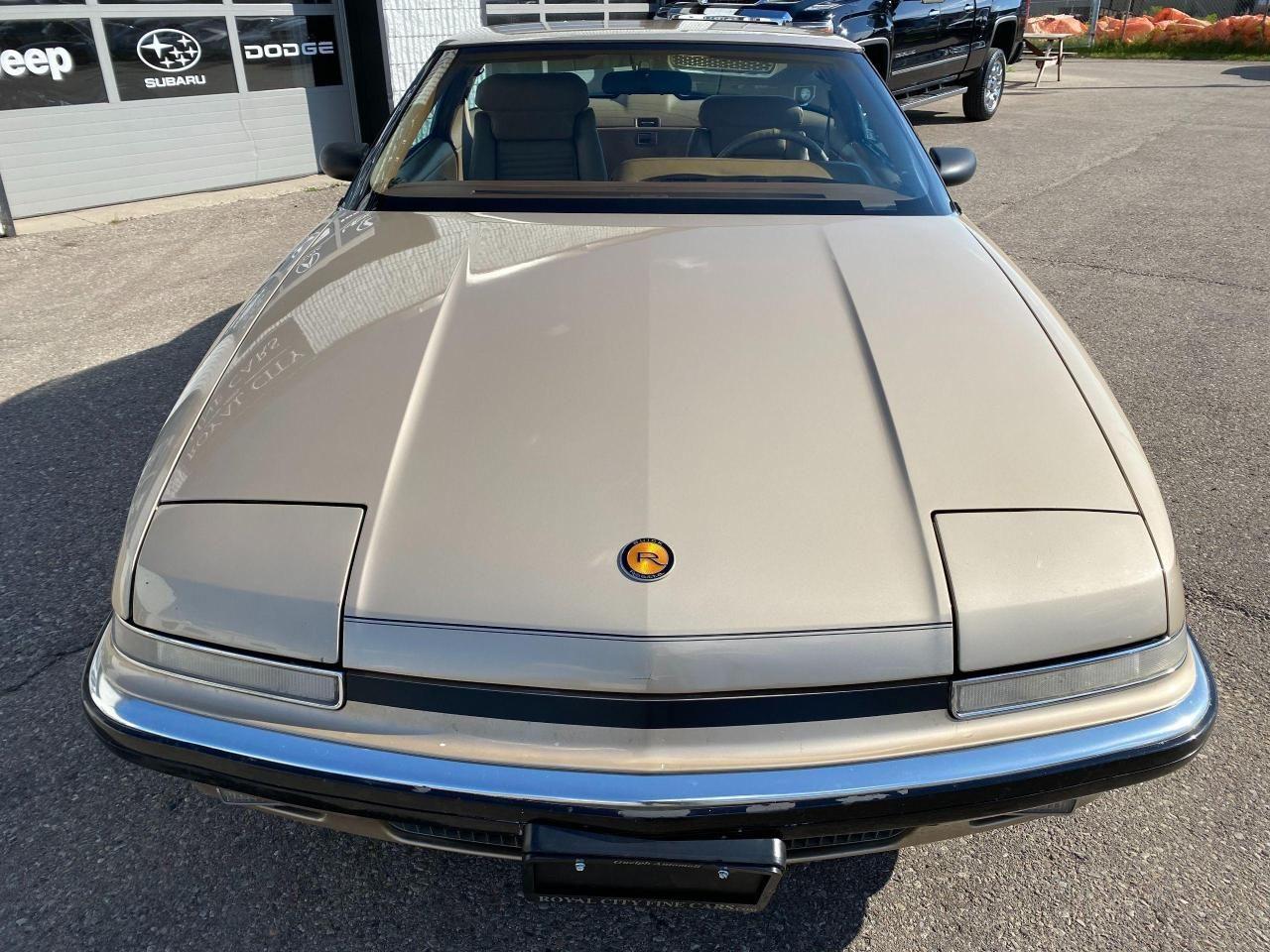 1990 Buick Reatta Base-2