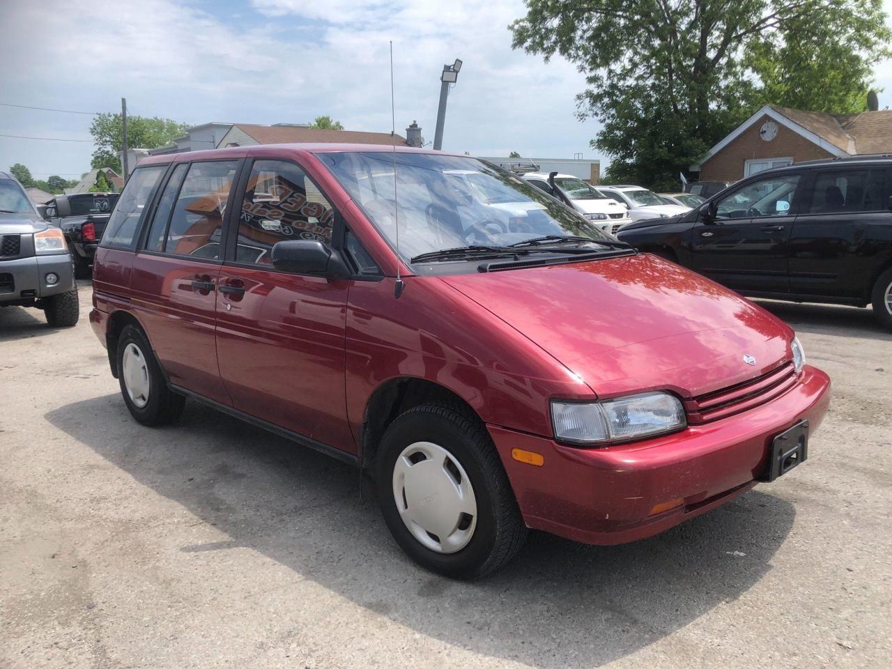 1993 Nissan Axxess Base-2