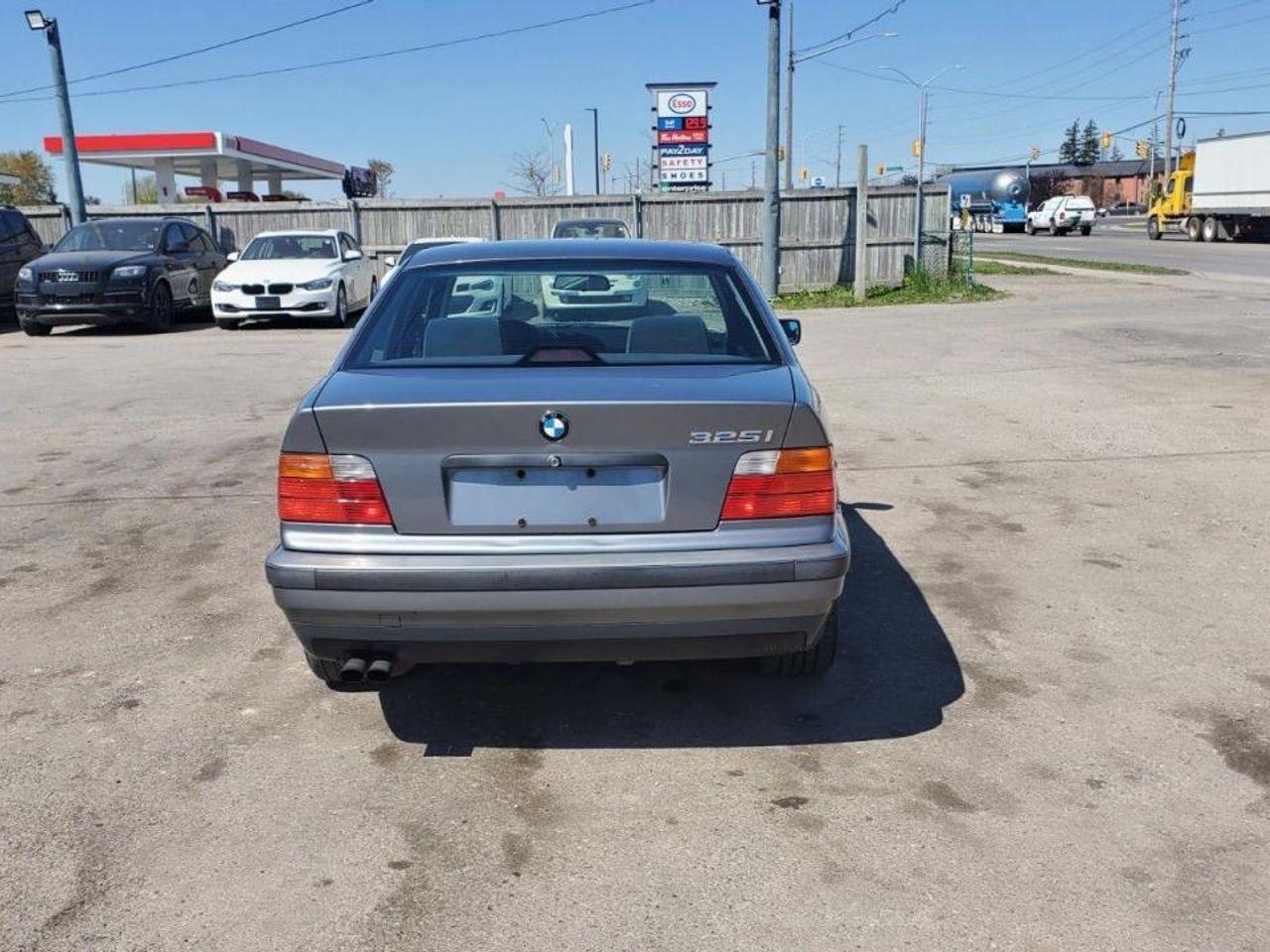 1994 BMW 3-Series 325i-3