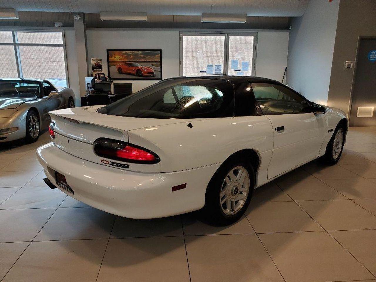 1996 Chevrolet Camaro Z28-4