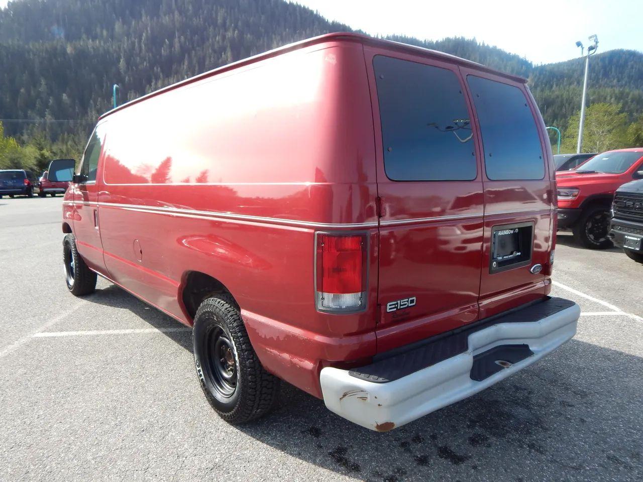 1999 Ford Econoline Base-3