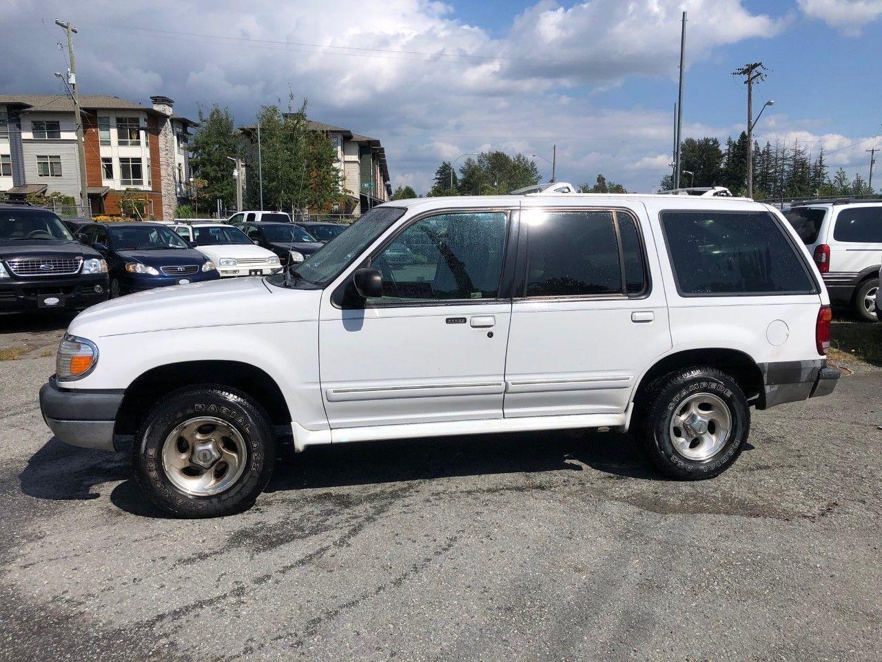 1999 Ford Explorer XLT-4