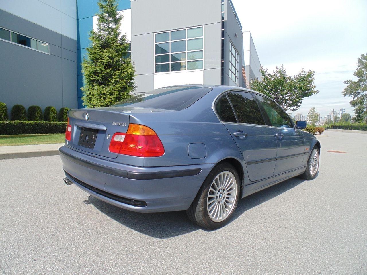 2001 BMW 3-Series 330i-2