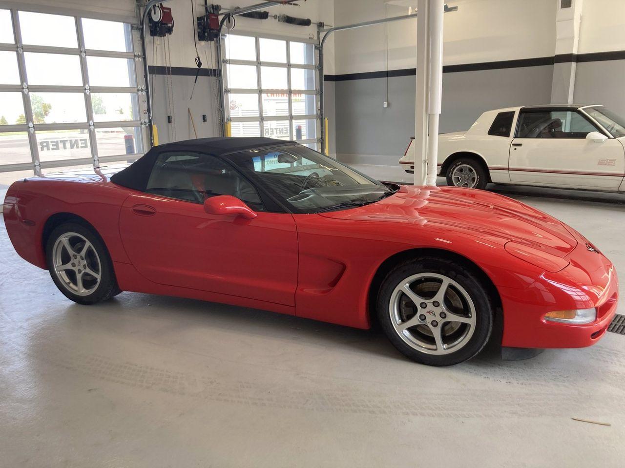2001 Chevrolet Corvette Base-4