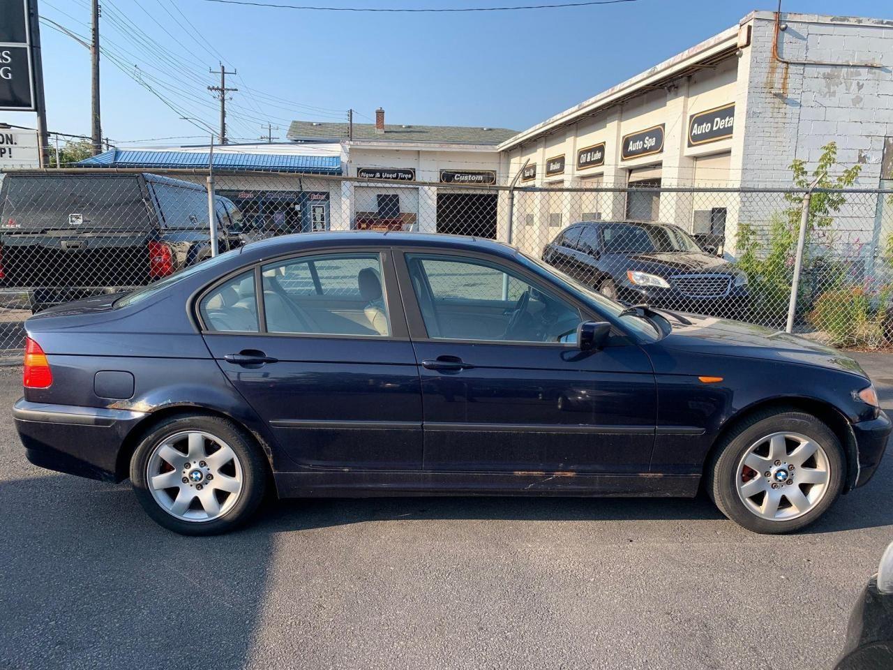2002 BMW 3-Series 325i-3