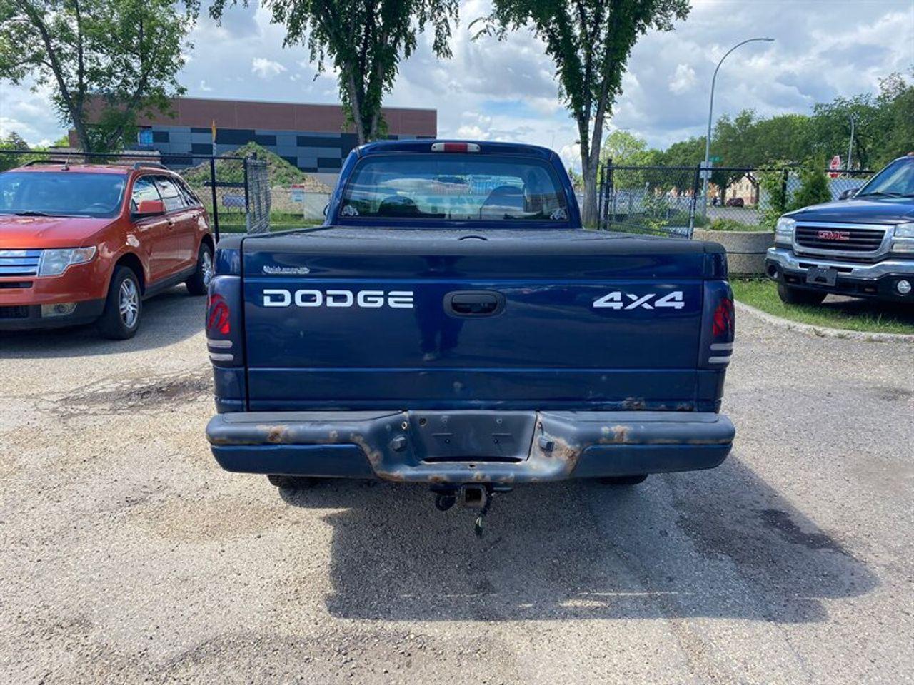 2002 Dodge Dakota Sport-4