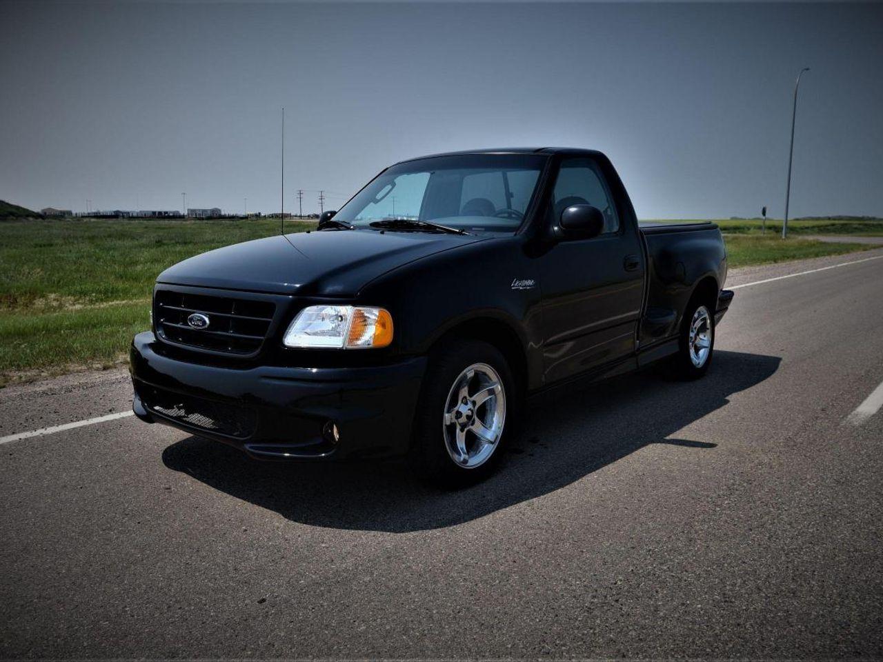 2002 Ford F-150 -0