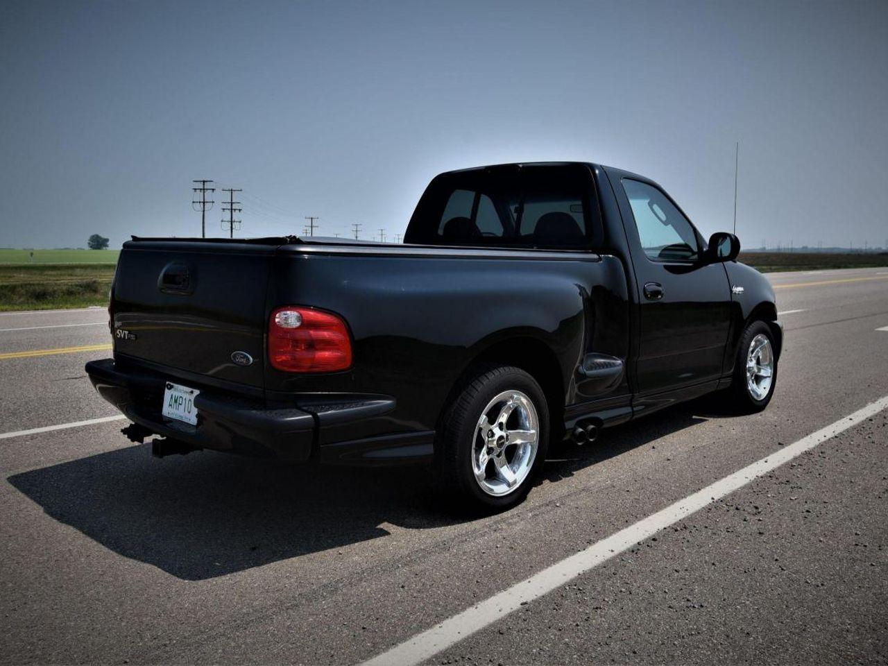 2002 Ford F-150 -4