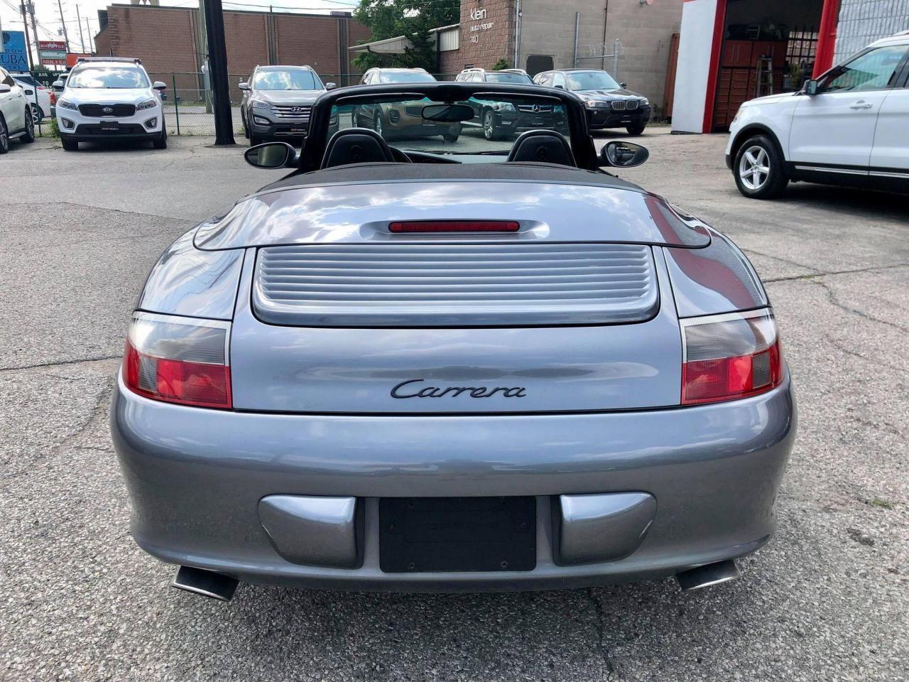 2002 Porsche 911 Carrera-4