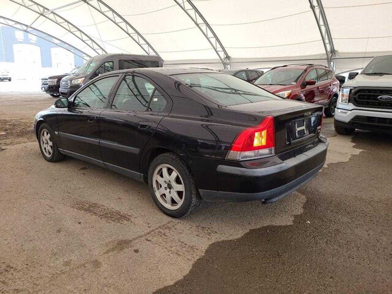 2002 Volvo S-60 T5-1