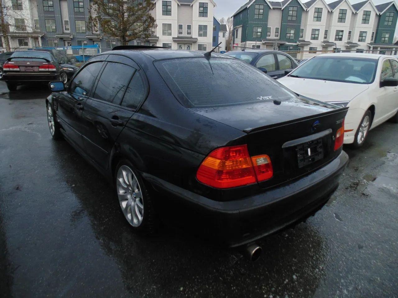 2003 BMW 3-Series 325i-3
